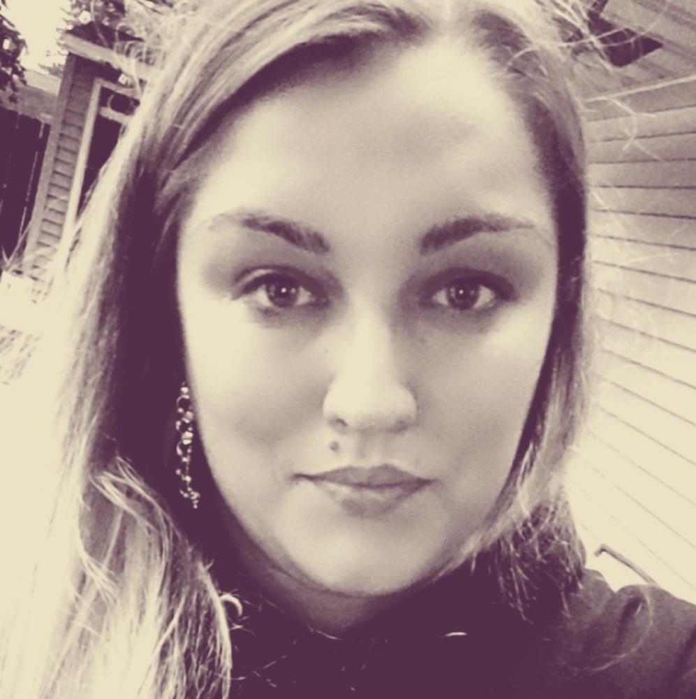 Meet your Posher, Amber